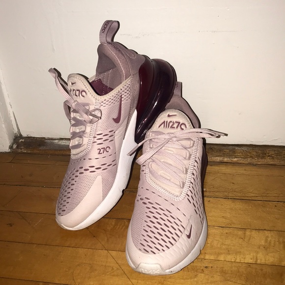 27c nike mujer